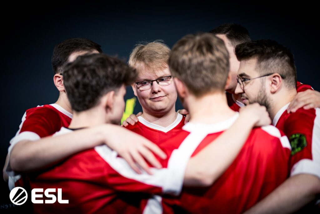 Mouz Campioni ESL CS 2